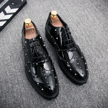 erkek moda sahne gece kulübü elbiseler patent deri ayakkabı dantel-up oxfords ayakkabı siyah platformu sneakers oyma brogue sneakers