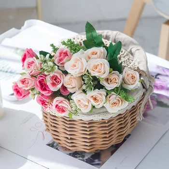 Kore Tarzı Yapay Sahte Bitkiler Çiçekler Zarif Güller Düğün Kutlama Dekorasyon