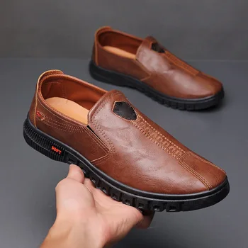 Yeni Bahar erkek Deri rahat ayakkabılar klasik ayakkabı Nefes erkek mokasen ayakkabıları Moda Slip-On Yumuşak sürüş ayakkabısı Zapatillas Hombre